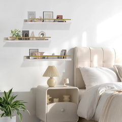 ZVZM komplet 3 belih lesenih polic z metalno ograjo