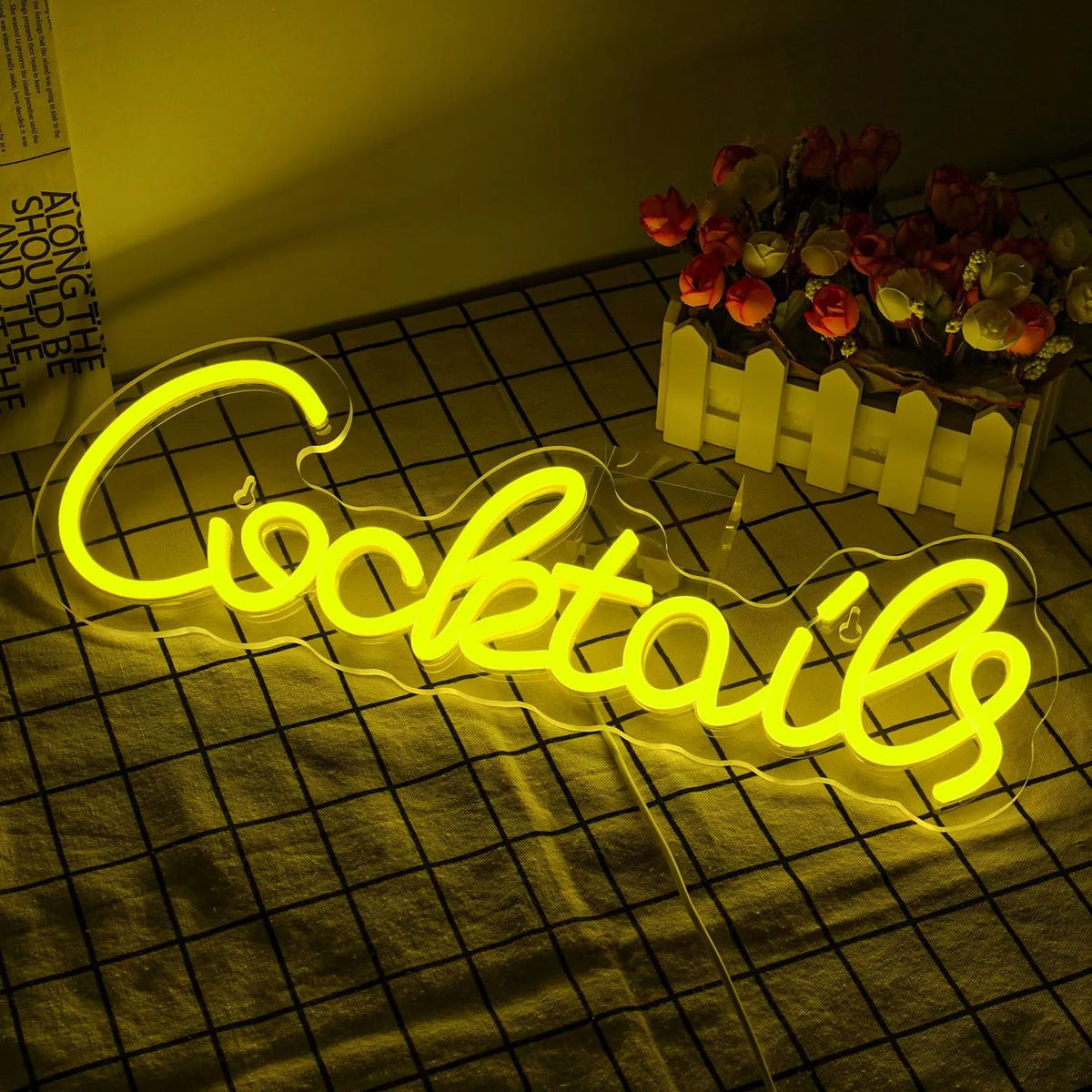 Horseneon LED Neonski Napis Cocktails 42 x 14,5 cm