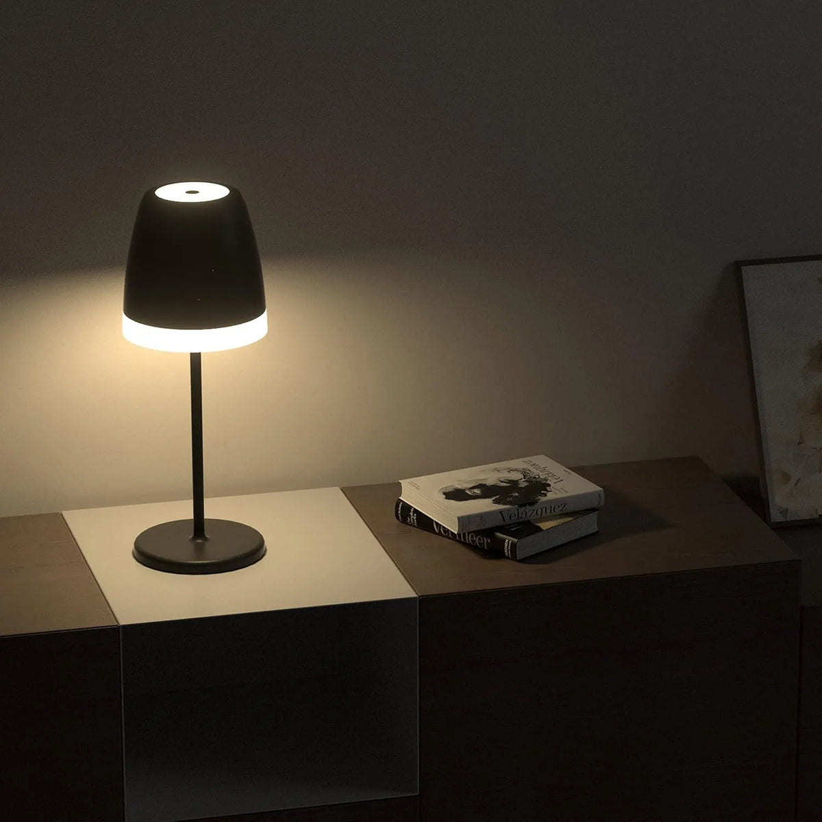 Namizna LED Baterijska Svetilka 1 Kos