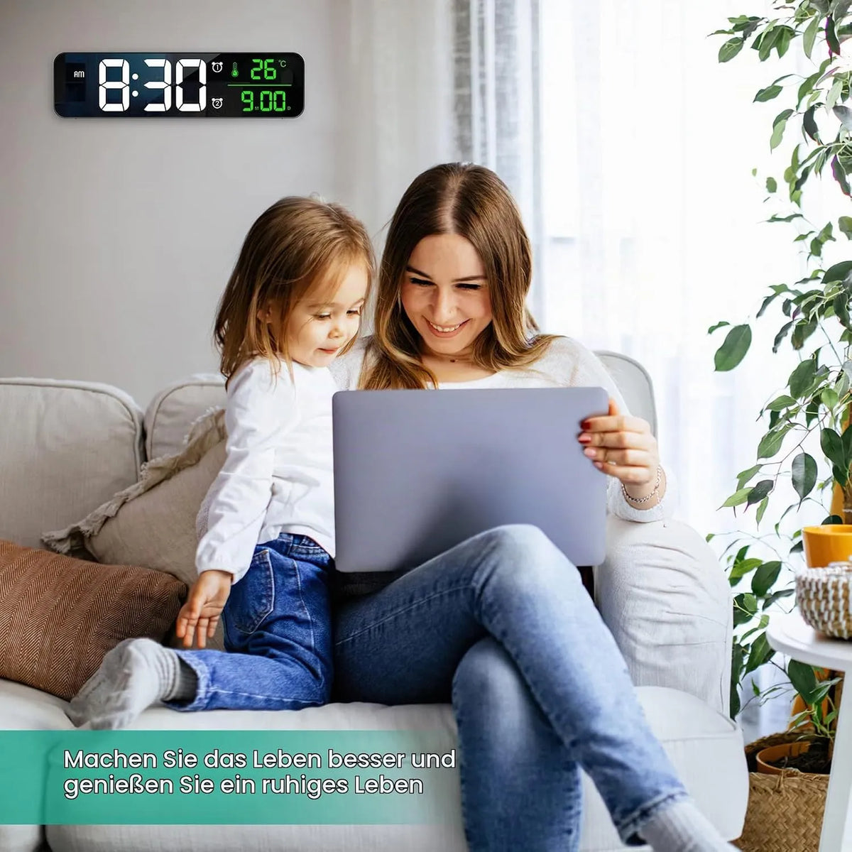 ORIA LED Digitalna Stenska Ura 26.5 x 7 cm